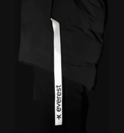 Varma Jackor><noscript><img width=